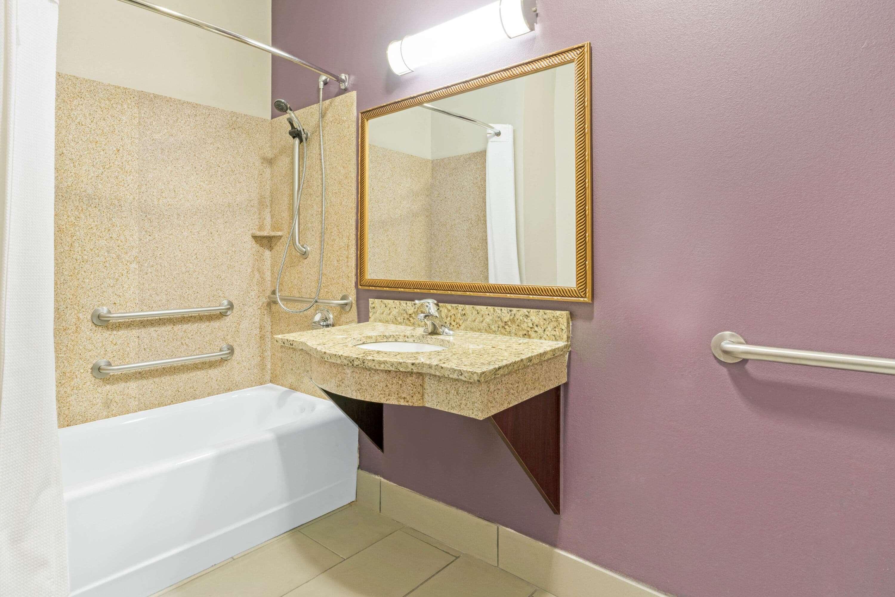 La Quinta By Wyndham Oklahoma City -Yukon Exterior photo
