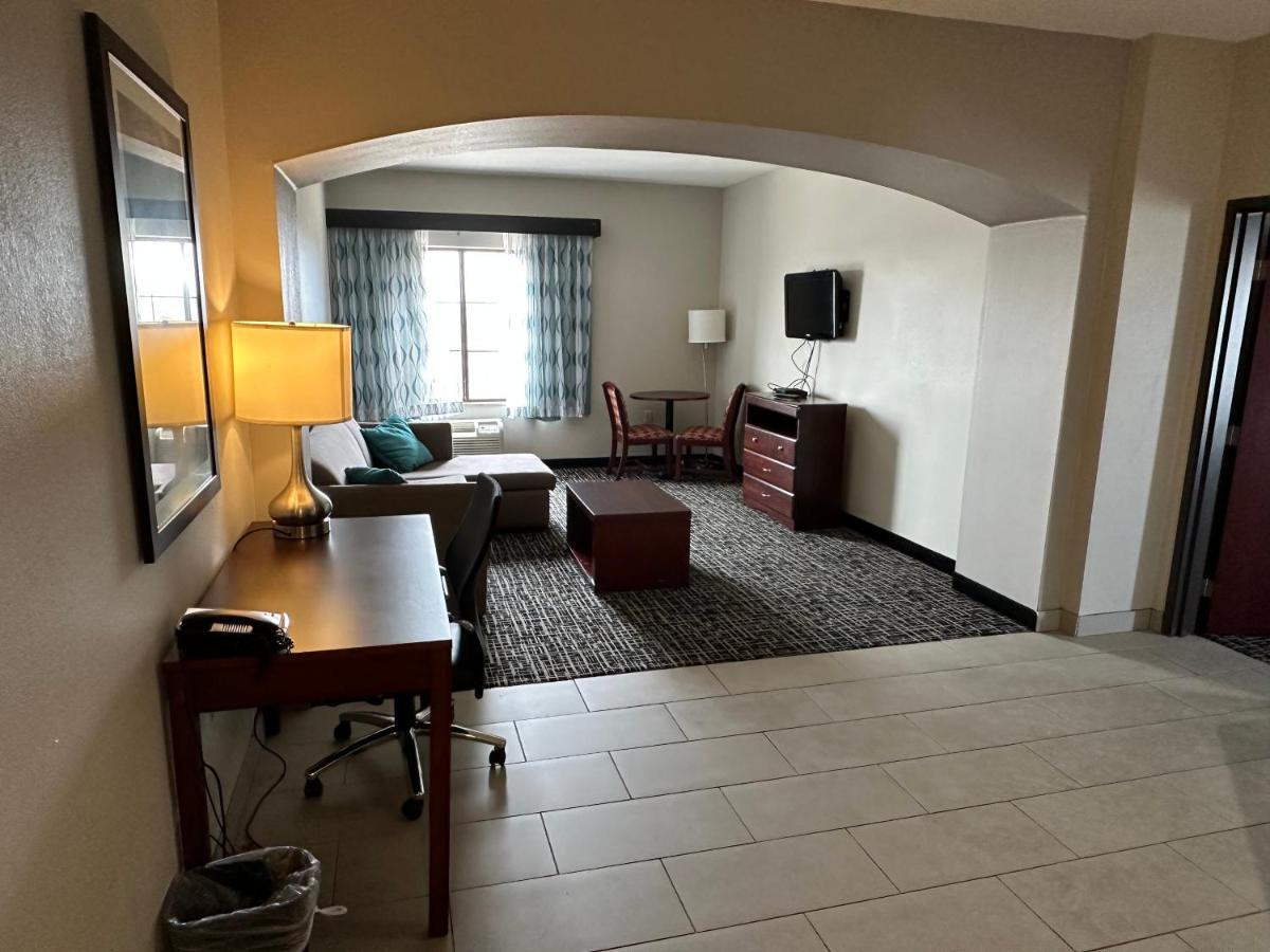 La Quinta By Wyndham Oklahoma City -Yukon Exterior photo