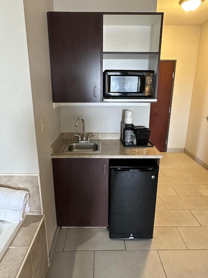 La Quinta By Wyndham Oklahoma City -Yukon Exterior photo