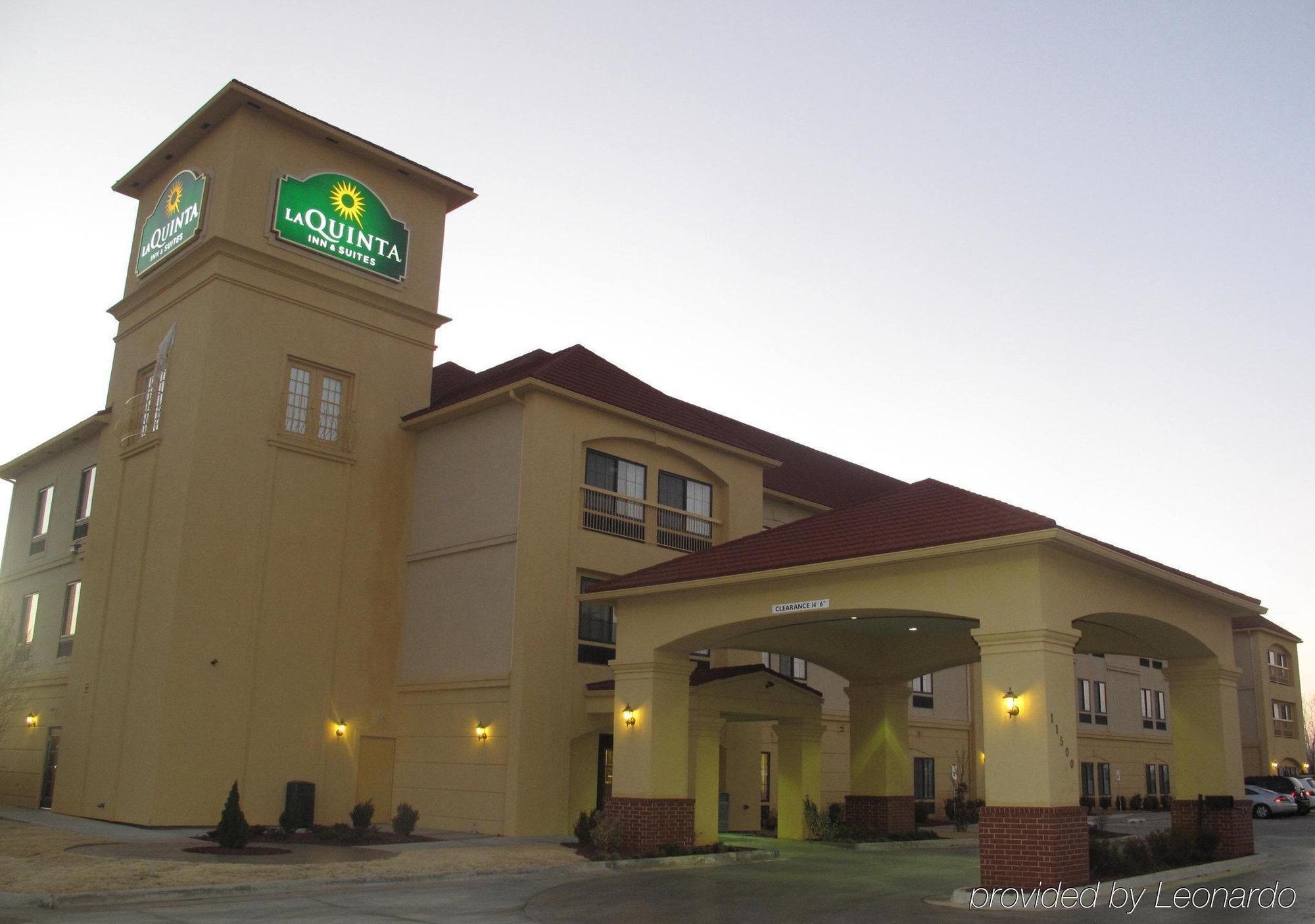 La Quinta By Wyndham Oklahoma City -Yukon Exterior photo